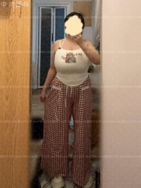 肉圓：162/70/K奶26歲 有喜歡肉肉妹的哥哥嗎？
