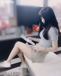 國小教師兼職  莎莎：160/44/C/24y  6000