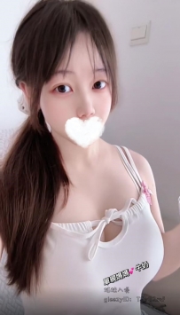 19歲，天然G奶，想要吃一下，甜甜的麥當勞女孩嗎？