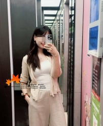 國小老師兼職，皮膚白淨