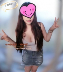 158，但是是瘦長型，視覺身高高