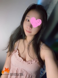 清純外表下，藏著超敏感的小身體
