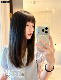 #高雄 小威：156/42/B/22歲 主動親你，咬你耳垂，把你撩到硬