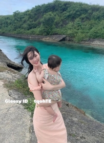 #南部 【單親媽媽】 微笑：167/47/D/32歲 像是鄰居大姊，卻能
