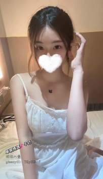 #台中 思思：162/44/D/24歲 一線鮑屬性超稀有，裡面又緊又熱