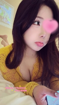 #台中 語安：160/50/E/24歲 不會太有距離，但又帶一點點小女人