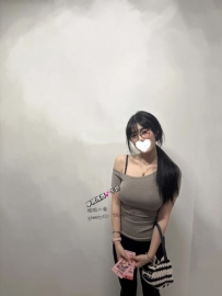 茉莉（162/47/F/24歲） 是我媽媽娘家那邊的親戚 剛從師範大學