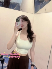 謝謝哥哥捧場：葉子 感恩 女生身材：162/47 身上臉蛋100分給