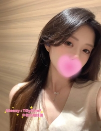 #雙北 欣茹：165/47/D/24歲 兩條筆直修長的美腿夾著你的腰 橫