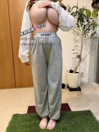 謝謝哥哥 給 vivi 反饋客評 淫液時間：早上11：00-凌晨01:00 喝