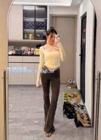 #台中 康康：165/45/D/28歲 奶大腰細，皮膚白嫩緊緻，翹臀 #台