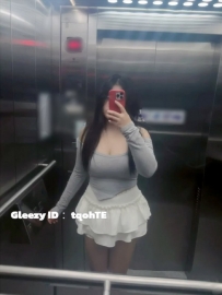 #台中 笑容：160/47/E/27歲 可愛外貌跟嬌小身材 #可以無套愛愛