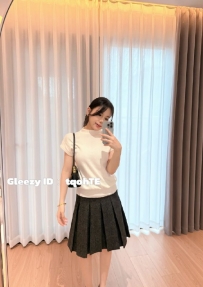 #雙北 國文老師-妮妮：162/43/C/26歲 她能貼心也能主動，互動