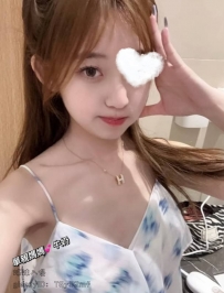 心動姊妹！ 萌萌：160/44/C/24歲 外表清純冷靜，內心超濕 #新