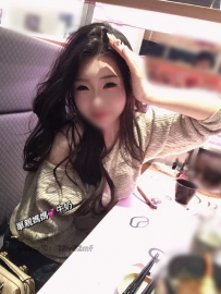 心動姊妹！ 小言：160/45/E/23歲 胸口的柔軟，是你今晚唯一的